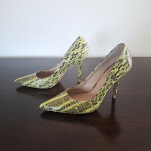 CHARLES DAVID Leather Pointed Toe Green/ Black Snakeskin Pump - Size 7.5
